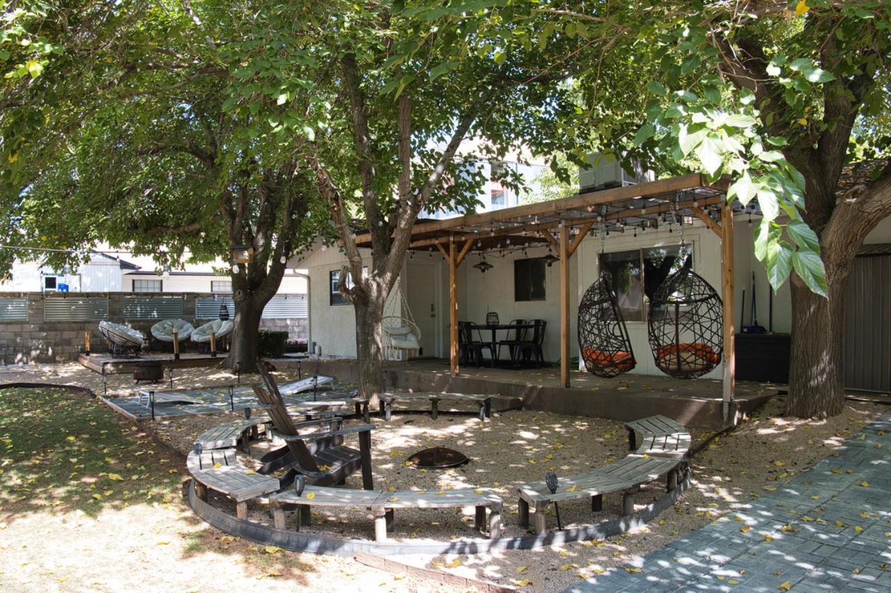 St George Family Getaway With Fire Pit, Ping Pong And Pet-Friendly Amenities Villa St. George Bagian luar foto
